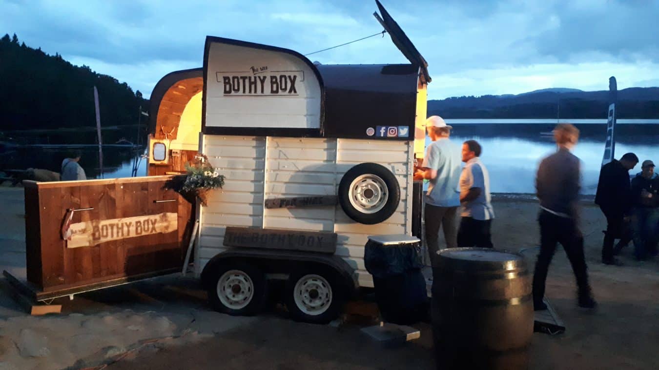 bothy-box-mobile-bar-scottish-wedding-catering