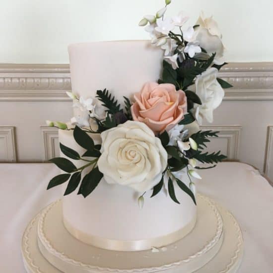 scottish-edinburgh-wedding-cakes-the-little-cake-house-flower-design