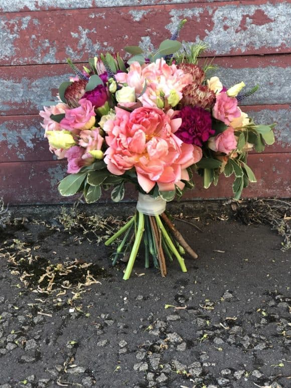 the-flower-girl-ashley-scottish-glasgow-wedding-florist-bridal-bouquet
