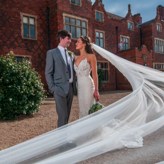 david-robertson-scottish-wedding-photographer-bride-veil
