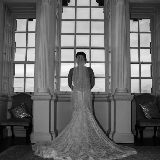 biggar-picture-scottish-central-scotland-wedding-photographer-bride-dress