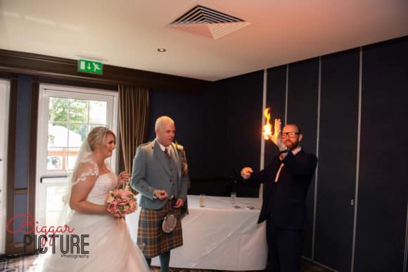 biggar-picture-scottish-central-scotland-wedding-photographer-ceremony-magic