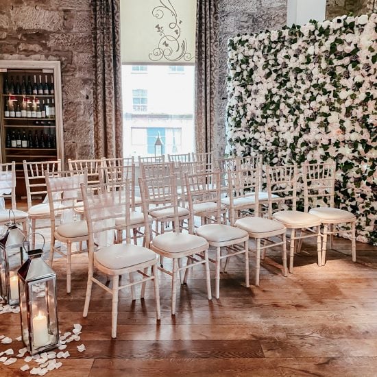 Citation-glasgow-scottish-wedding-venue-city-centre-restaurant-scotland-all-inclusive-flower-wall