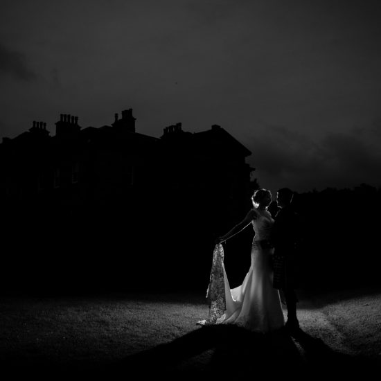 daryl-beveridge-photography-fife-wedding-photographer-venue-supplier-directory-bride-groom-evening
