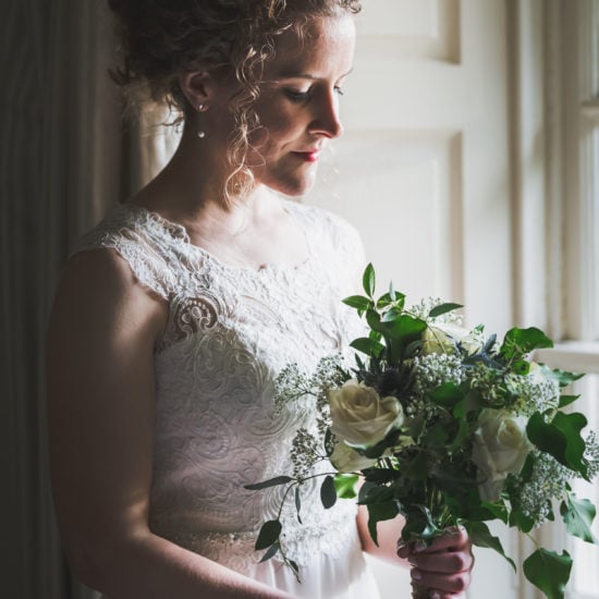 scottish-wedding-photography-brankin-black-bride-bouquet