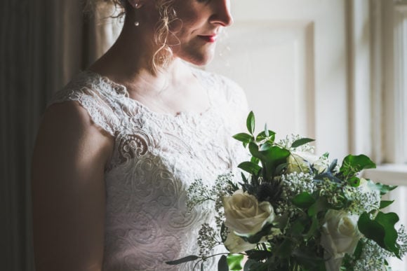 scottish-wedding-photography-brankin-black-bride-bouquet