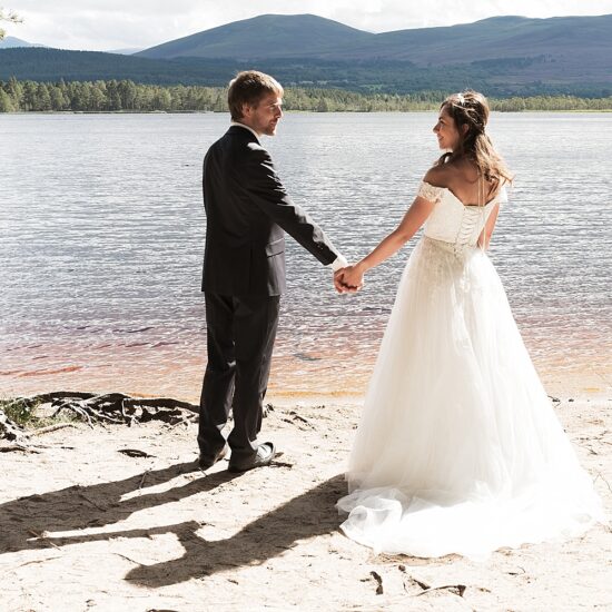 scottish-wedding-photographer-elopement-love-bride-groom-scotland-aberdeen-elgin-wild-roses-photography-loch