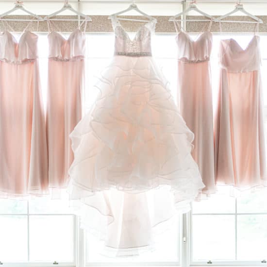 v10visuals-scottish-glasgow-wedding-photographer-bride-dress-bridesmaid