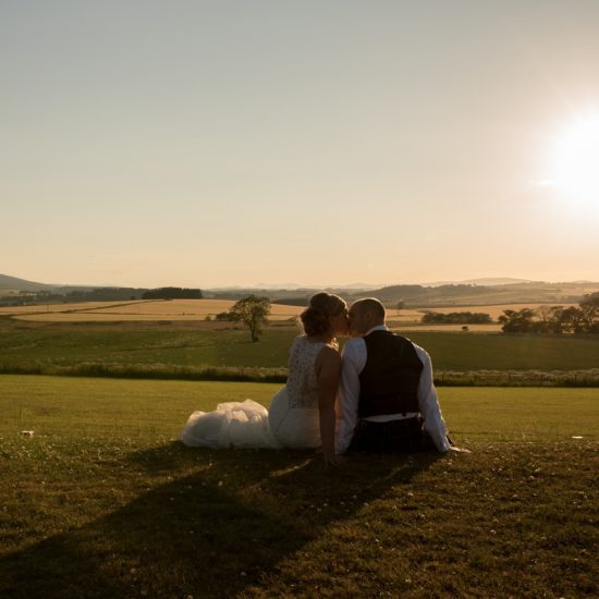 andyandlou-sunset-sandi-richie-scottish-aberdeen-wedding-photographer-venue-supplier-directory-countryside