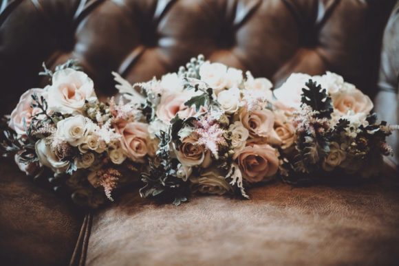 michelle-gillan-films-scottish-wedding-videographer-flowers