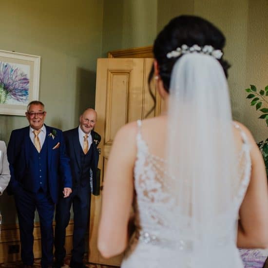 natalie-holt-central-scotland-wedding-photographer-supplier-venue-directory-father-of-the-bride-veil