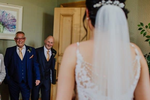 natalie-holt-central-scotland-wedding-photographer-supplier-venue-directory-father-of-the-bride-veil