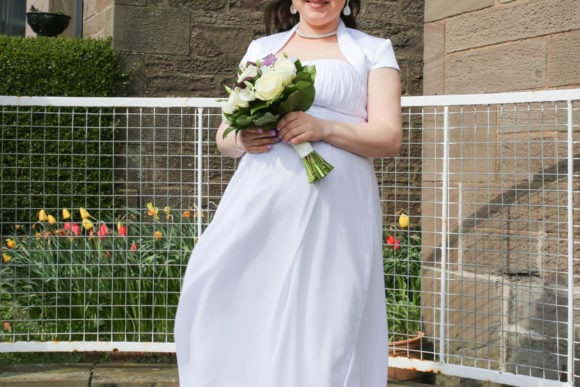 55photo-scottish-wedding-photographer-bride-outdoor