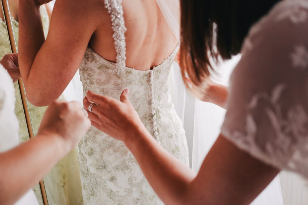 wedding dress shopping bridal appointment guide