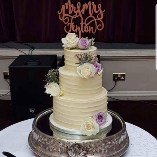 cakes-by-nikki-sloan-scottish-borders-wedding-cake-designer-rustic