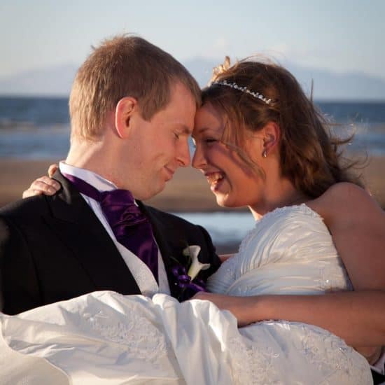 lorna-thorburn-scottish-glasgow-ayrshire-bride-groom-beach-ayr-coastal