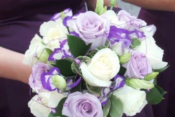 rose-above-floral-design-scottish-edinburgh-livingston-florist-bridal-bouquet